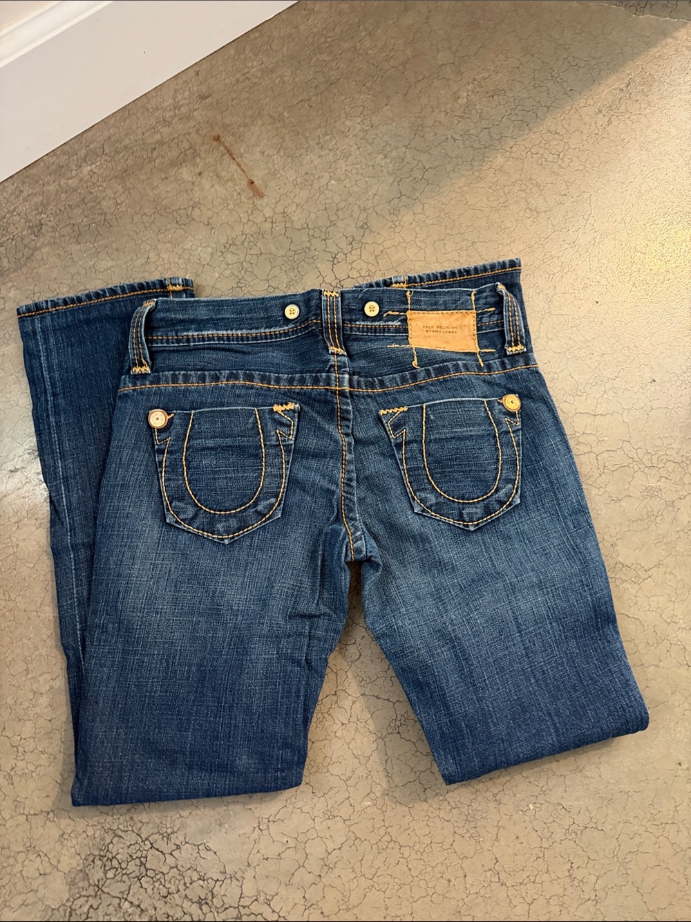 True Religion Women's Blue Boot Cut Jeans with Contrast Stitching - Picture 7 of 7